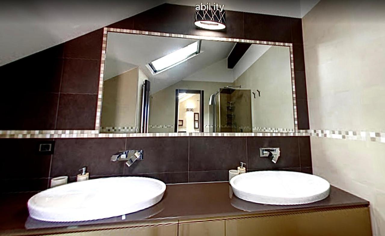 Borgo Manzoni - Charming House Hotel Rozzano Ngoại thất bức ảnh